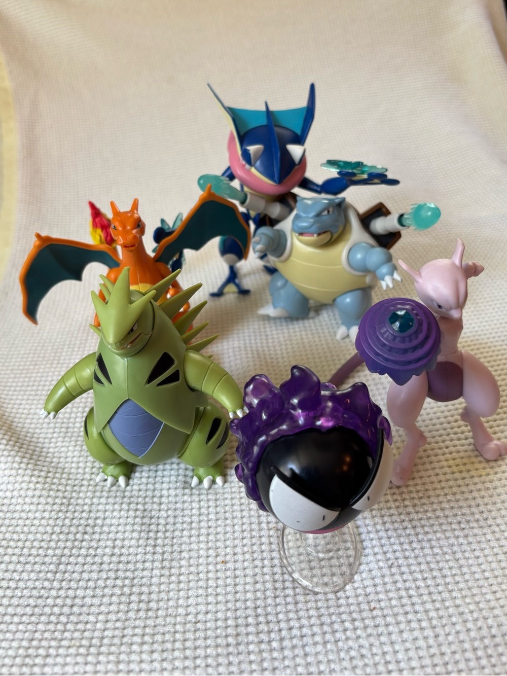 Pokemon action figures Tyranitar Gastly Greninja charizard Blastoise Mewtwo lot